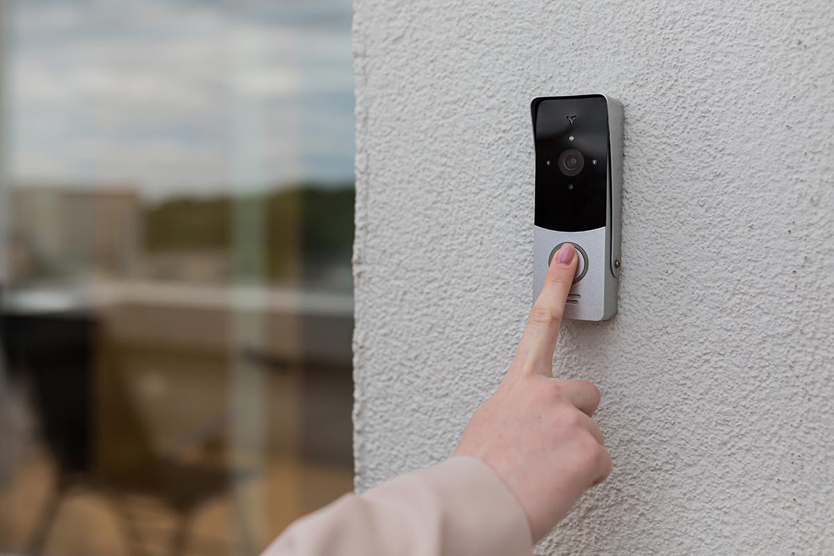 How To Choose The Best Doorbell Option for a Home or Business